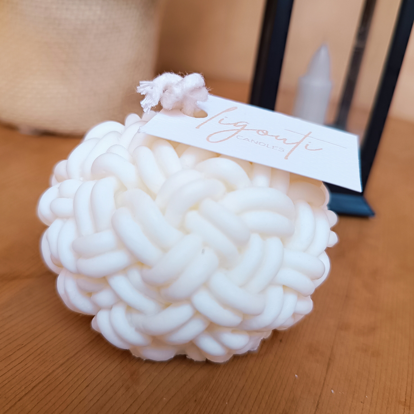 Crochet ball